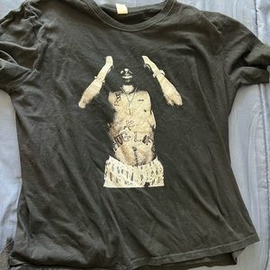 Large black Tupac T-shirt